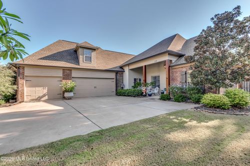 112 Tail Feather Dr, Madison, MS, 39110-4548 | Card Image