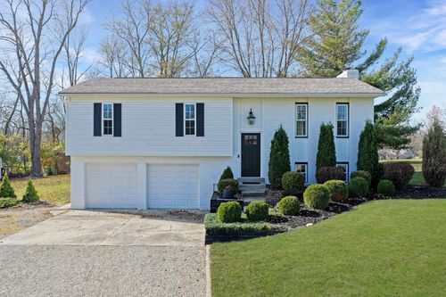 22007 Greenwood Dr, Lawrenceburg, IN, 47025 | Card Image