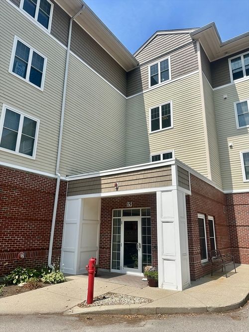 unit-107-15 Summer St, Franklin, MA, 02038-5402 | Card Image