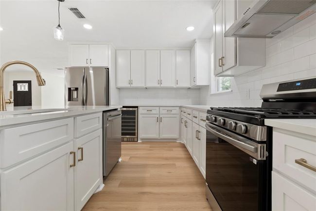 2610 Moss Hill Dr, House other with 4 bedrooms, 2 bathrooms and 2 parking in Houston TX | Image 13