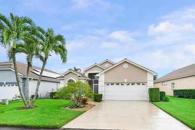 825 Nw Sorrento Lane, House other with 2 bedrooms, 2 bathrooms and null parking in Port St Lucie FL | Image 1