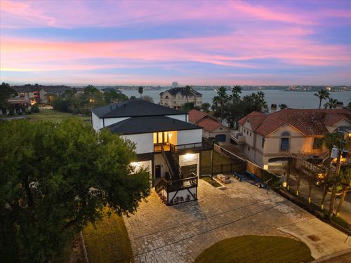 2522 Baycrest Dr, Houston, TX, 77058-3704 | Card Image