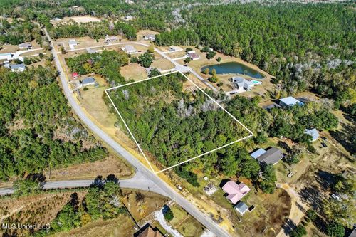 6 Fenton Place Dr, Kiln, MS, 39556 | Card Image