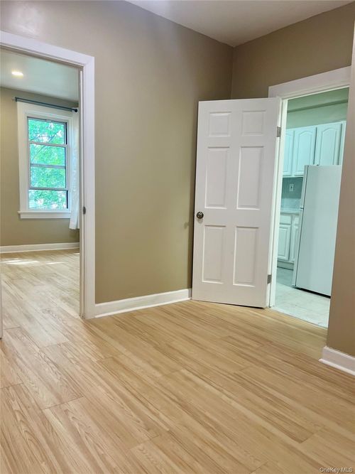 4218 66th St, Woodside, NY, 11377-5057 | Card Image