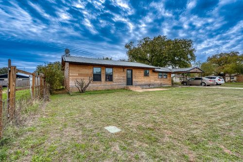 1506 Geronimo Trl, Kingsland, TX, 78639-9632 | Card Image