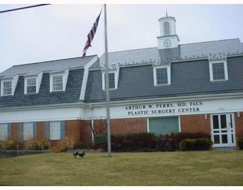 3055 State Route 27, Franklin Park, NJ, 08823-1315 | Card Image