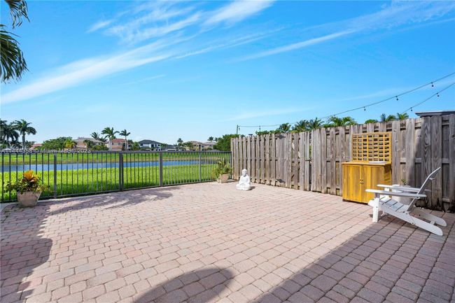 0 - 16317 Sw 71st Ter, Townhouse with 3 bedrooms, 2 bathrooms and null parking in Miami FL | Image 23