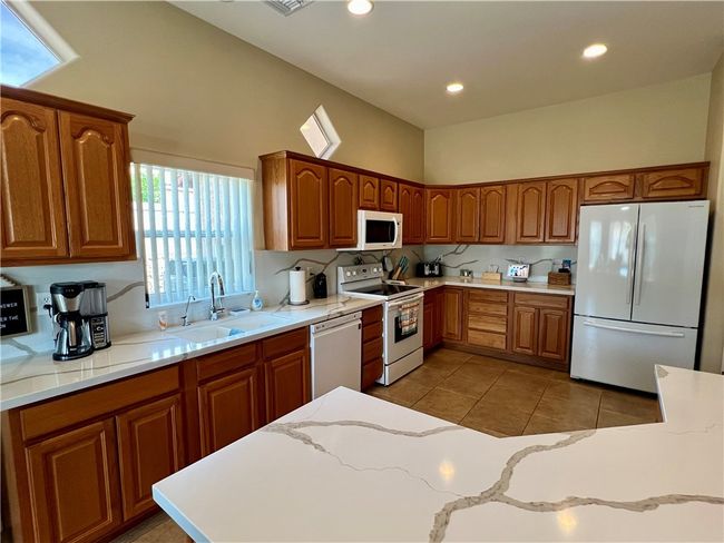 Kitchen | Image 14