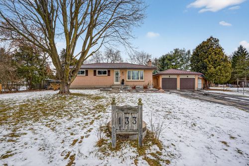 133 Delaware St S, Komoka, ON, N0L1R0 | Card Image