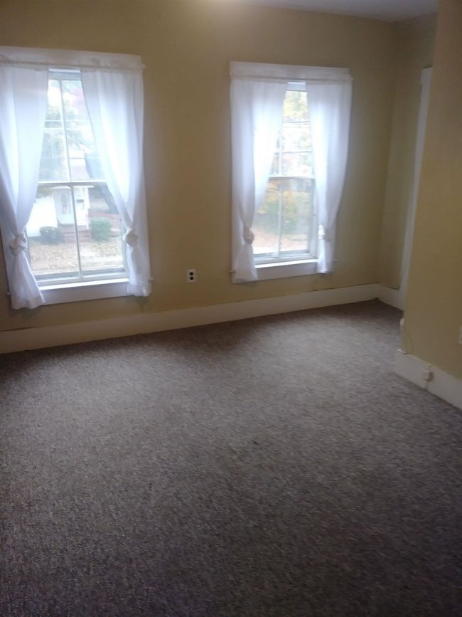 APT-1-4 - 22 Chestnut St, Home with 0 bedrooms, 0 bathrooms and null parking in Brattleboro VT | Image 34