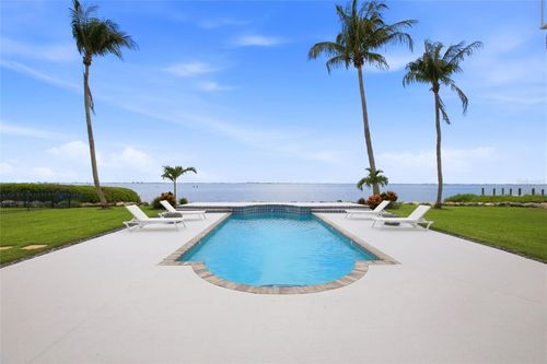 7524 Westmoreland Dr, SARASOTA, FL, 34243-1822 | Card Image