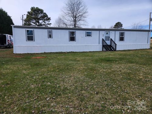 440 Ridgeland Dr, Cleveland, NC, 27013-9405 | Card Image