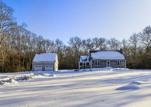 140 Long Hwy, Little Compton, RI, 02837 | Card Image