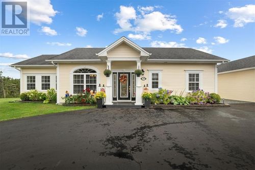 19 Quarry Rd, Torbay, NL, A1K1A3 | Card Image