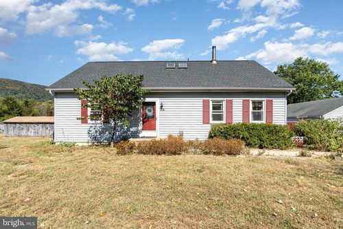 114 Mountain Rd, NEWVILLE, PA, 17241-8731 | Card Image