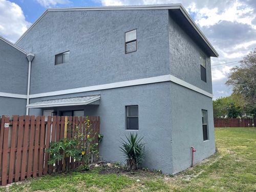 apt-b-28 Crossings Cir, Boynton Beach, FL, 33435-2197 | Card Image