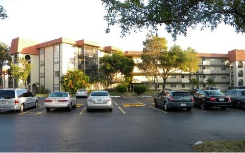 apt-311-6101 N Falls Circle Dr, Lauderhill, FL, 33319-6846 | Card Image