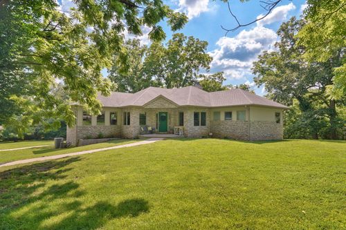 5198 W Farm Road 44, Willard, MO, 65781-8237 | Card Image