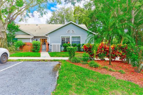 2728 Bentley Dr, PALM HARBOR, FL, 34684-1851 | Card Image