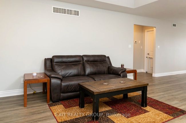 72 Aspen Dr, House other with 4 bedrooms, 2 bathrooms and 4 parking in Trenton ON | Image 5