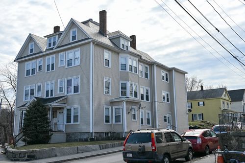 781 Lawrence St, Lowell, MA, 01852-4714 | Card Image