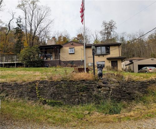 344 Mckee Rd, N Versailles, PA, 15137-2419 | Card Image