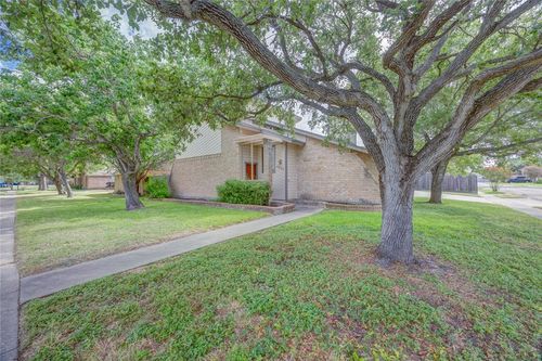 6602 Hunt Dr, Corpus Christi, TX, 78413-4695 | Card Image