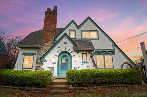 1352 Westminster Dr, Cincinnati, OH, 45229-1216 | Card Image