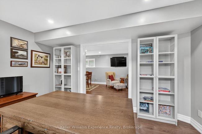 32 Pinecone Ave, House other with 5 bedrooms, 3 bathrooms and 6 parking in Tiny ON | Image 26