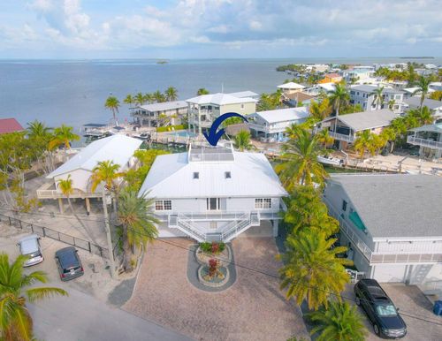 218 Bristol Ct, Tavernier, FL, 33070-2839 | Card Image