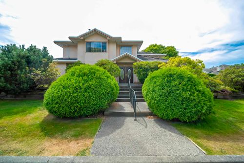 5619 Hankin Dr, Richmond, BC, V7C5N5 | Card Image