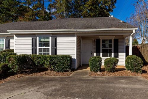 1701 Summerwoods Ln, Griffin, GA, 30224-2401 | Card Image