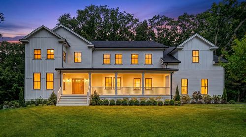 22 Tyler Rd, Lexington, MA, 02420-2426 | Card Image