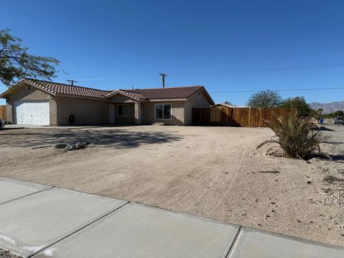 2839 Bach Ave, Thermal, CA, 92274-6529 | Card Image