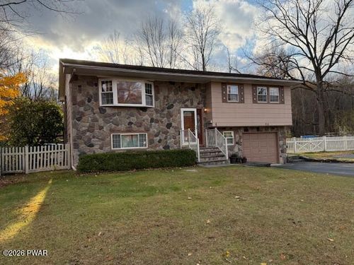 910 2nd St, Matamoras, PA, 18336-1024 | Card Image