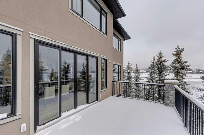 468 Discovery Place Sw, Home with 4 bedrooms, 3 bathrooms and 4 parking in Calgary AB | Image 35