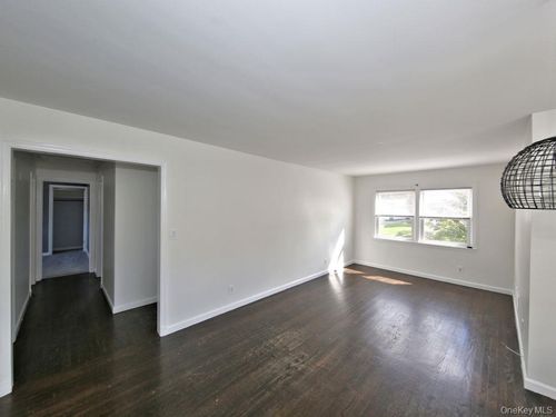 2-295 Gainsborg Ave E, West Harrison, NY, 10604-2003 | Card Image