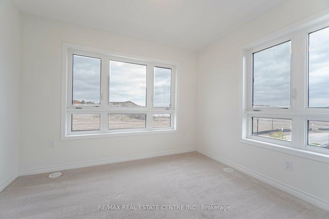 3370 Promenade Thunderbird, House attached with 4 bedrooms, 4 bathrooms and 1 parking in Pickering ON | Image 30