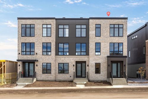 116 Greenwich Dr Nw, Calgary, AB, T3B1Y8 | Card Image