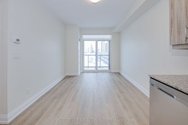 617 - 3600 Highway 7, Condo with 2 bedrooms, 1 bathrooms and 1 parking in Vaughan ON | Image 13