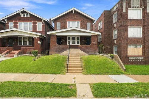 2-5006 Queens Avenue, St Louis, MO, 63115 | Card Image
