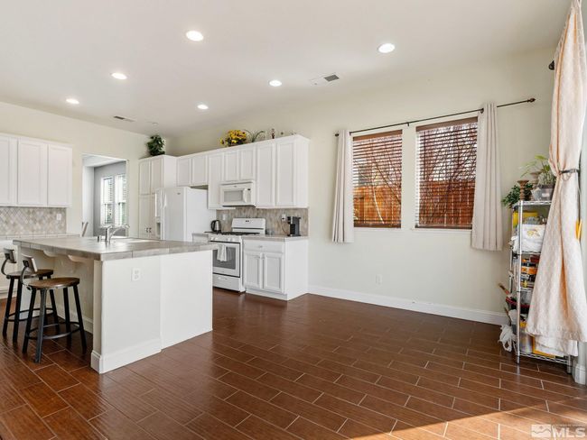 1194 Jasmine Ln, House other with 3 bedrooms, 2 bathrooms and 3 parking in Fernley NV | Image 18