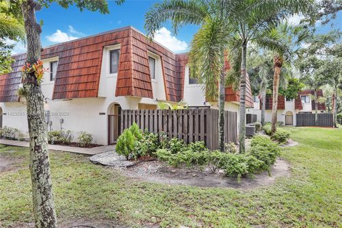 d-2218 White Pine Cir, Green Acres, FL, 33415 | Card Image