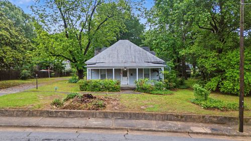 790 Colonial Rd, Memphis, TN, 38117-5135 | Card Image
