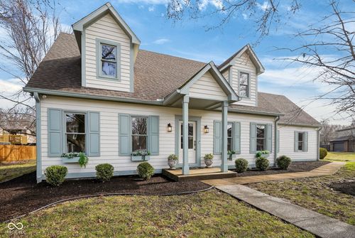 3302 Terra Vista Ln, Indianapolis, IN, 46220-7704 | Card Image