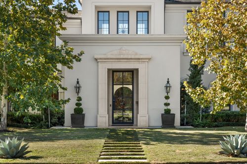 2703 Greenlee Dr, Austin, TX, 78703-1611 | Card Image