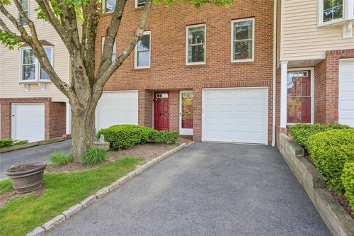 7-7 Washington Mews, Port Chester, NY, 10573-3916 | Card Image