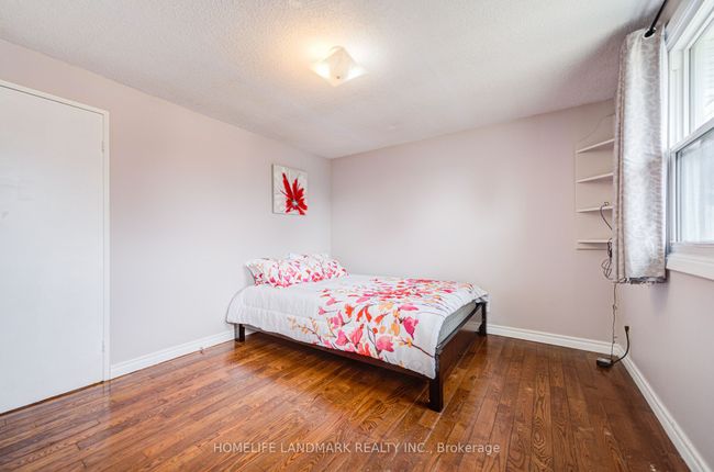 2 - 401 Keats Way, Condo with 5 bedrooms, 3 bathrooms and 1 parking in Waterloo ON | Image 26