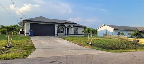 3916 13th St Sw, Lehigh Acres, FL, 33976-2825 | Card Image