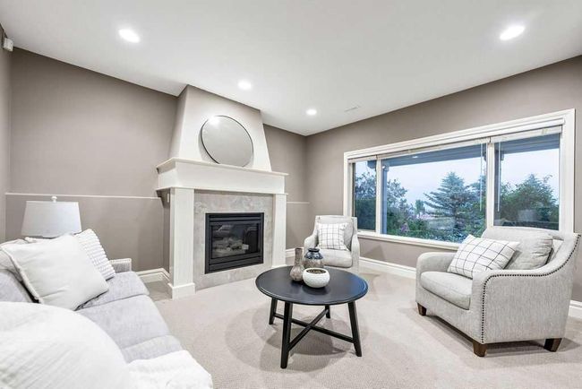 169 Signature Way Sw, House other with 5 bedrooms, 4 bathrooms and 4 parking in Calgary AB | Image 37